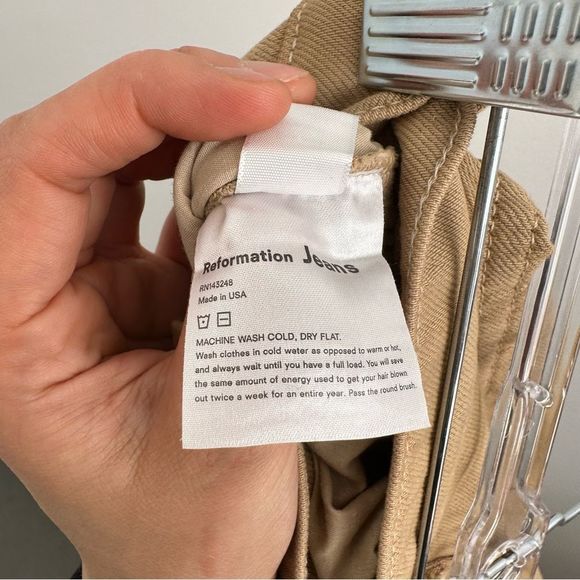 ⛔️SOLD⛔️Reformation High Rise Wide Leg Trouser Jean In Wheat Tan Size 30 - Picture 9 of 10
